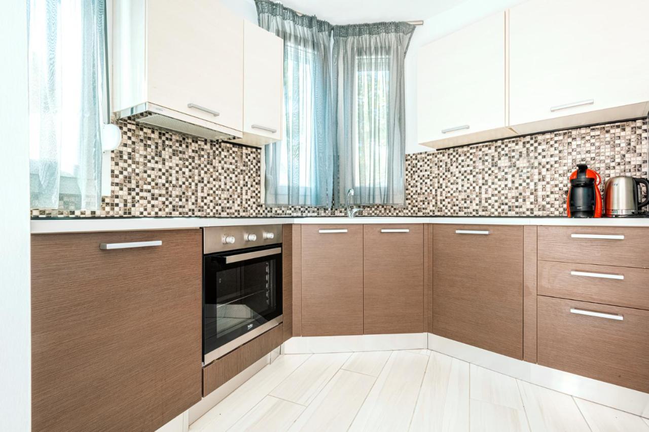Design Suites Efharis Неа-Перамос Экстерьер фото
